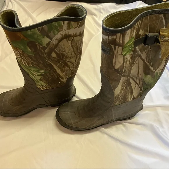 Sturdy Camo Steel Shank Boots - Picture 2 of 11